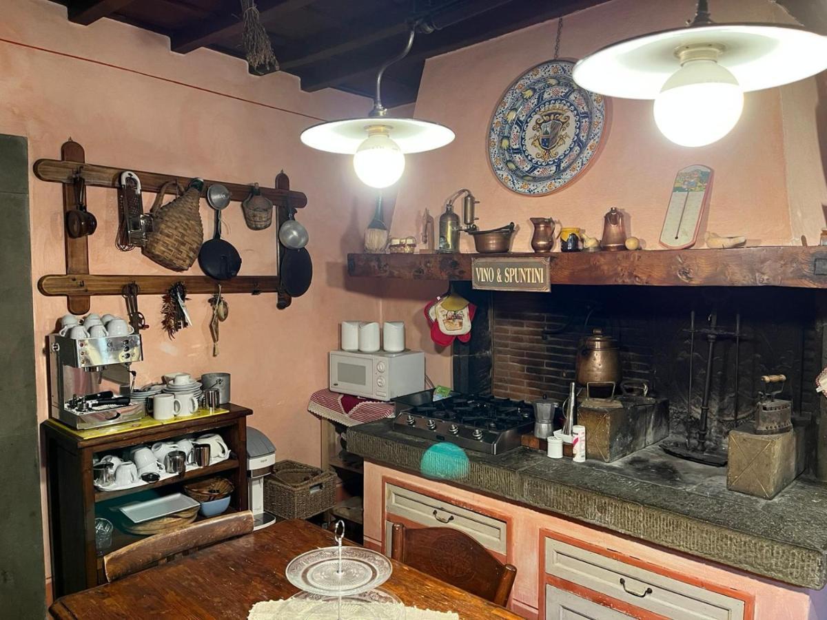 La Finestra Sul Borgo Dimora Storica Appartement Laterina Buitenkant foto