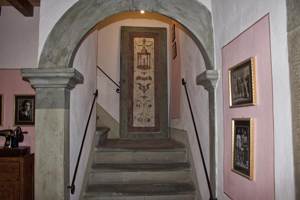 La Finestra Sul Borgo Dimora Storica Appartement Laterina Buitenkant foto